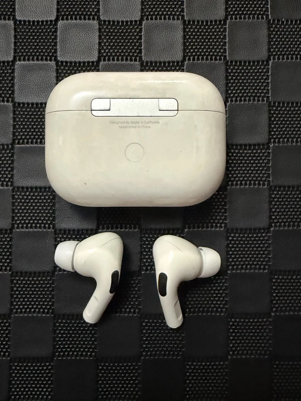 Apple AirPods Pro 1st Generation for Parts